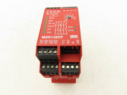 Allen Bradley 440R-M23145 GuardMaster Safety Relay 115VAC In 250V 24VDC Output
