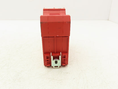 Allen Bradley 440R-M23145 GuardMaster Safety Relay 115VAC In 250V 24VDC Output
