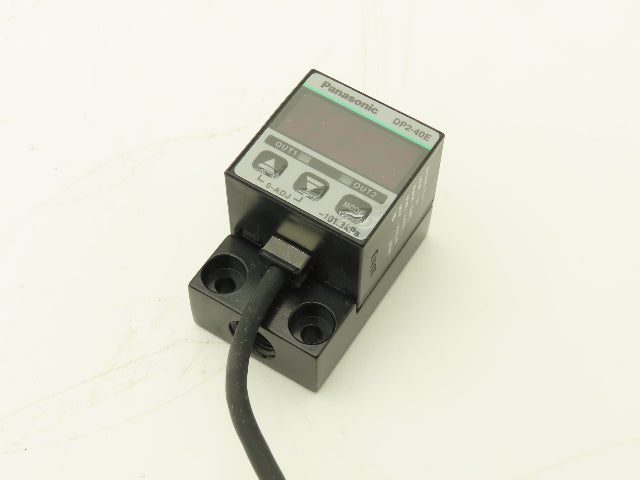 Panasonic DP2-40E Digital Vacuum Pressure Sensor  Lot of 2