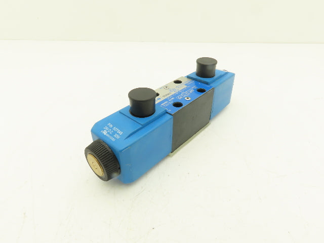 Vickers DG4V-3-6C-M-U-H7-60 Directional Control Solenoid Valve 24VDC