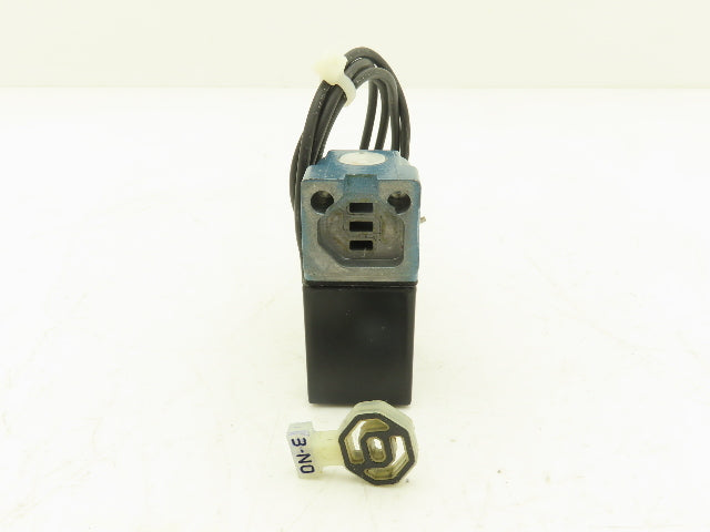 Mac 130B-501BAAA Pneumatic Solenoid Valve 150PSI 6W 24VDC  Lot of 2