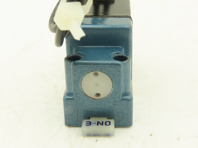 Mac 130B-501BAAA Pneumatic Solenoid Valve 150PSI 6W 24VDC  Lot of 2