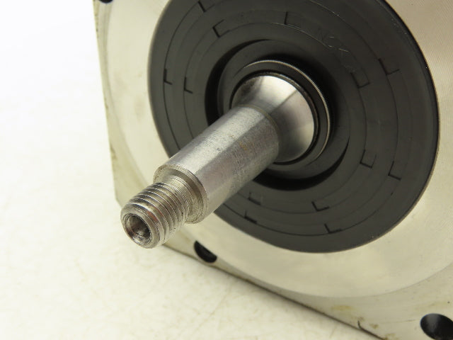 Fanuc A06B-0126-B077 AC Servo Motor 0.6Kw 2000RPM 210V 3Ph Pulsecoder