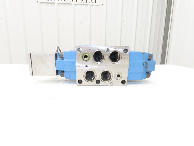 Moog D684Z4815G / P05HXUU6SEY2-N Proportional Servo Valve 24V D633-7368