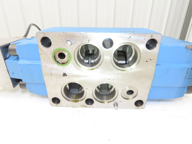 Moog D684Z4815G / P05HXUU6SEY2-N Proportional Servo Valve 24V D633-7368