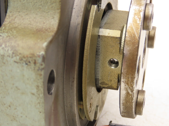 Fanuc A06B-0126-B077 AC Servo Motor 0.6Kw 2000RPM 210V 3Ph *Needs Repair*