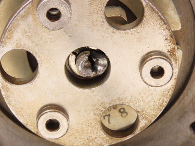 Fanuc A06B-0126-B077 AC Servo Motor 0.6Kw 2000RPM 210V 3Ph *Needs Repair*