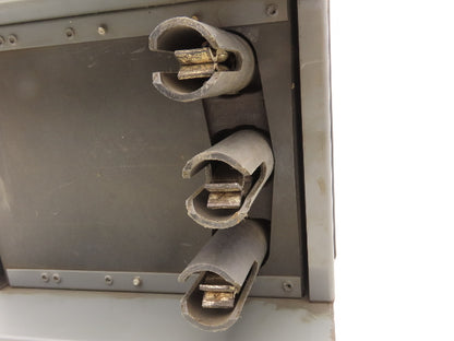 Bulldog Electric Bus-tribution Bus Plug 7.5Hp 30A 240V Safety Disconnect Switch
