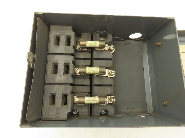 Bulldog Electric Bus-tribution Bus Plug 7.5Hp 30A 240V Safety Disconnect Switch