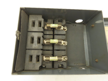 Bulldog Electric Bus-tribution Bus Plug 7.5Hp 30A 240V Safety Disconnect Switch