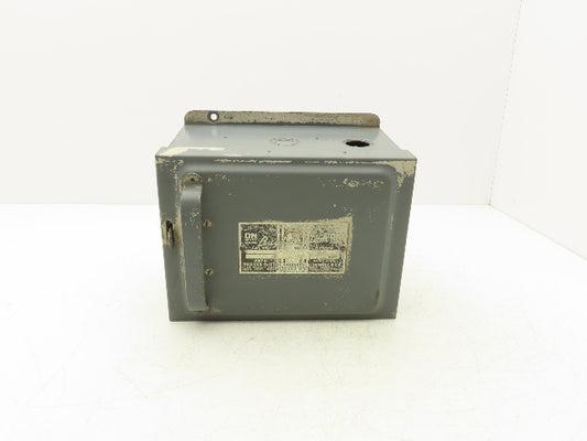 Bulldog Electric Bus-tribution Bus Plug 7.5Hp 30A 240V Safety Disconnect Switch