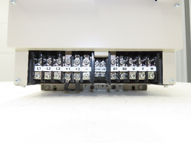 Yaskawa SGDH1EDE Servopack Servo Drive Amplifier 15kW 380-480V In 0-480V Out 3Ph