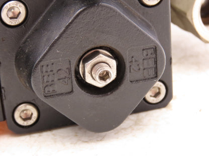 BEE DAD42.1-SW11-F03/F05-F 1/4 Turn Actuator w/ 1/2" NPT Ball Valve AKP 964