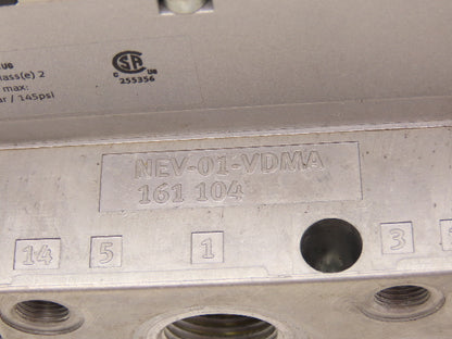 Festo VSVA-B-P53E-H-A1-1R5L 8 Solenoid Valves w/ Manifold 24VDC 1/2"NPT