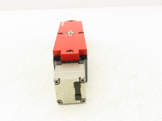 Euchner STA1A-538A024MFC2243 Safety Guard Lock Safety Switch 230VAC/24VDC 4A