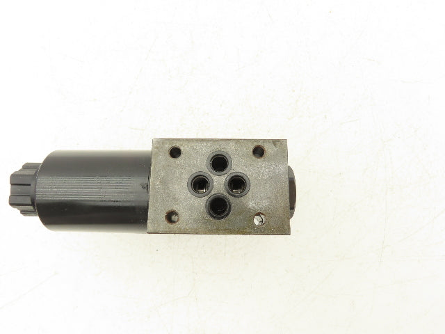 Nachi SA-G01-A3X-D2-31 Hydraulic Directional Control Valve Single Solenoid 24VDC