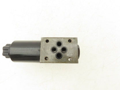 Nachi SA-G01-A3X-D2-31 Hydraulic Directional Control Valve Single Solenoid 24VDC