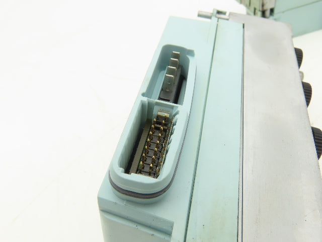 Siemens 6ES7 141-4BF00-0AA0 SIMATIC 8-Point Digital Input w/Connector Lot of 10