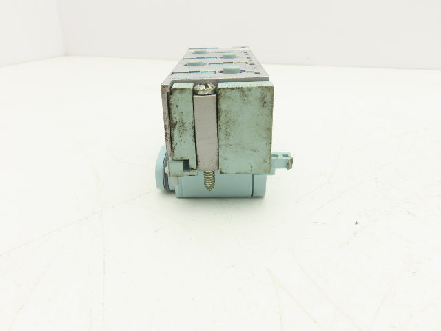 Siemens 6ES7 194-4CA00-0AA0 SIMATIC 8 point Digital Output w/Connector Lot of 11