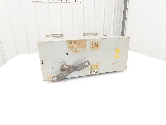Crouse Hinds Co Fusible Busway Disconnect Switch Bus Plug 100A 240VAC 3PH 3W
