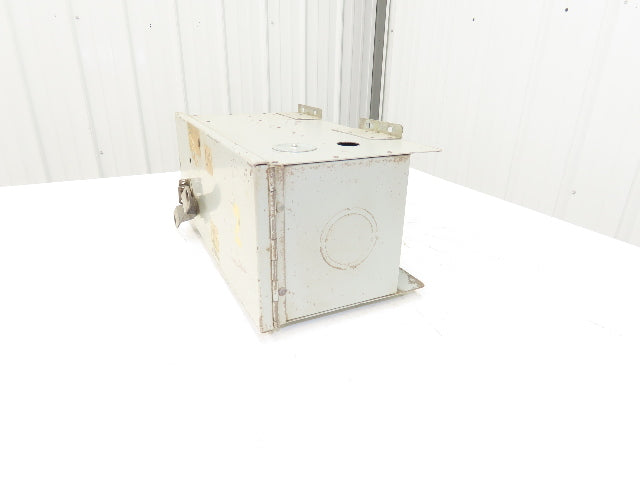 Crouse Hinds Co Fusible Busway Disconnect Switch Bus Plug 100A 240VAC 3PH 3W