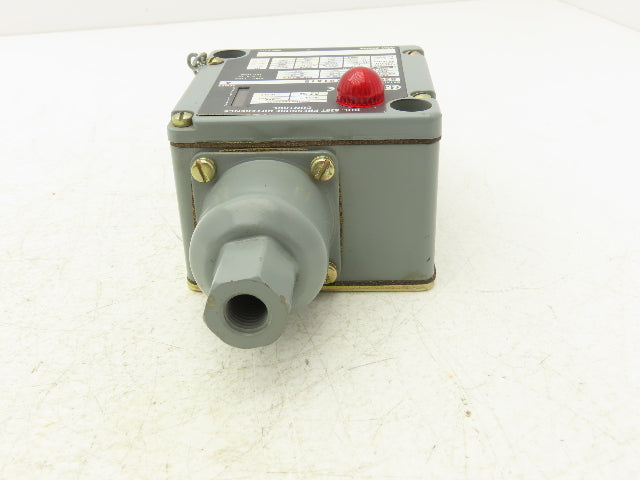 Allen Bradley 836T-D452J Ser A Pressure Difference Control Switch 5-40PSI 600V