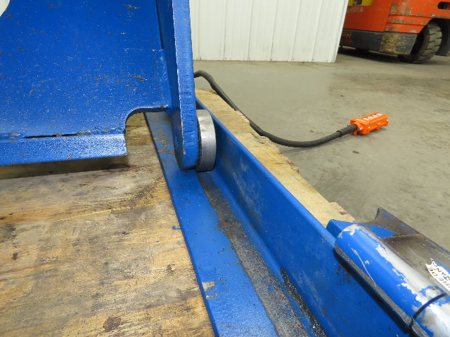 Vestil Hydraulic Lift Table End Tilt 1000lb 48"x48" Top 45° Tilt 36" Travel 460v