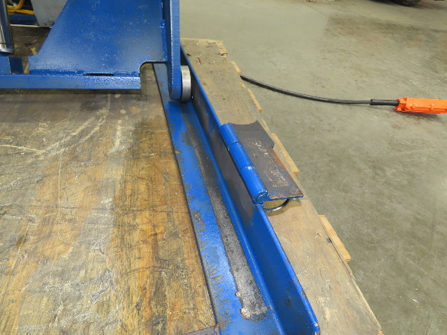 Vestil Hydraulic Lift End Tilt Table 1000lb 48"x48" Top 45° Tilt 36" Travel 460v
