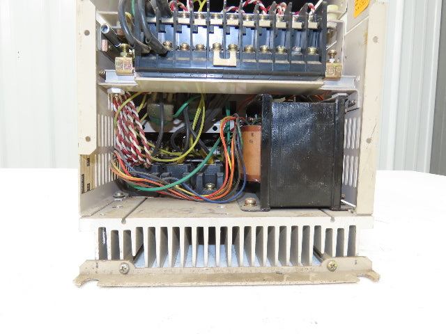 Yaskawa Saftronics CIMR-H5.5B.D05 Variable Frequency Drive 7.5Hp 460V 3Ph