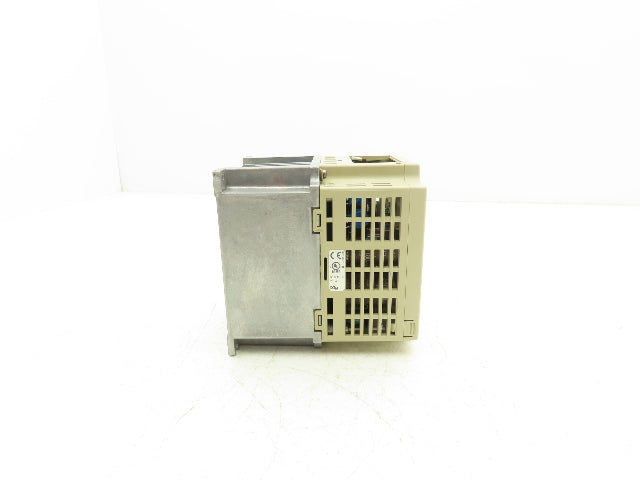 Yaskawa CIMR-J7AM40P7 GPD 305/J7 AC Variable Frequency Drive .75kW 380-460V 3.4A