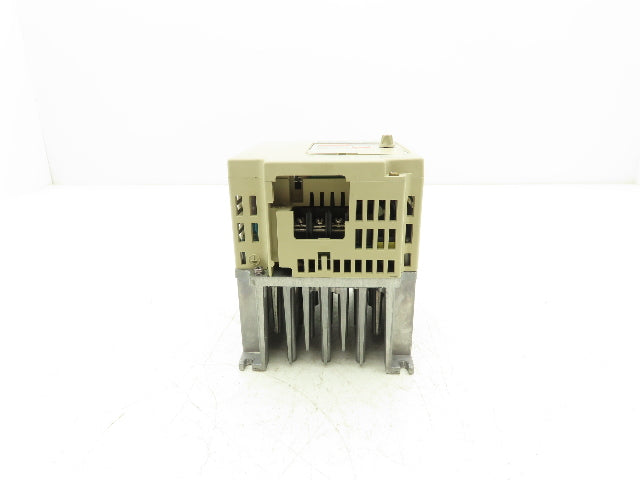 Yaskawa CIMR-J7AM40P7 GPD 305/J7 AC Variable Frequency Drive .75kW 380-460V 3.4A