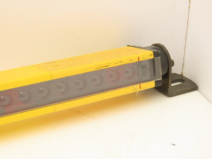 STI MC4228XE MicroSafe MC4200 Series Safety Light Curtain Transmitter 28"