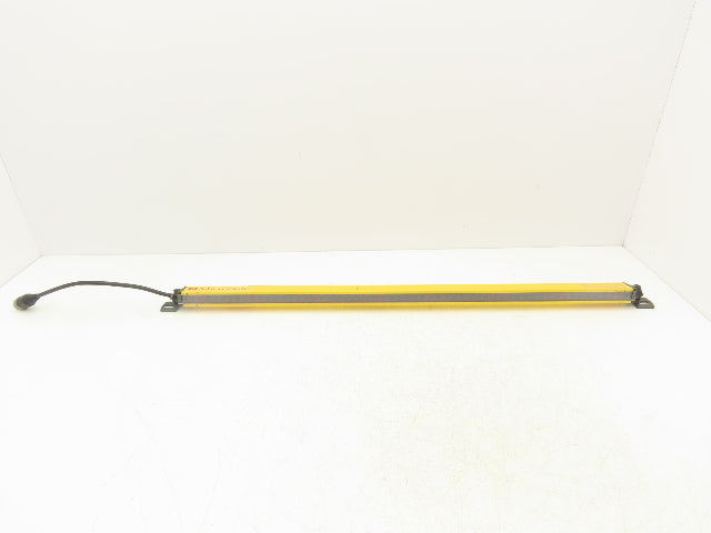 STI MC4228XE MicroSafe MC4200 Series Safety Light Curtain Transmitter 28"