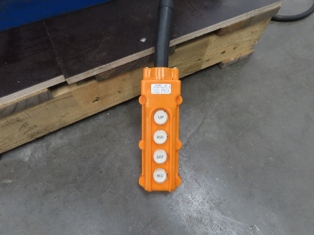 Vestil Hydraulic Lift Table End Tilt 1000lb 48"x48" Top 45° Tilt 36" Travel 460v