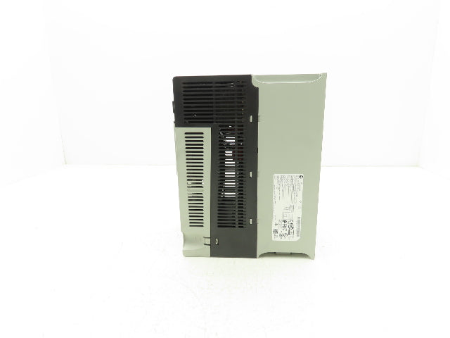 Allen Bradley 25B-D030N104 PowerFlex 525 VFD 500Hz 20Hp 460v 30A FRN 7.001 Ser A
