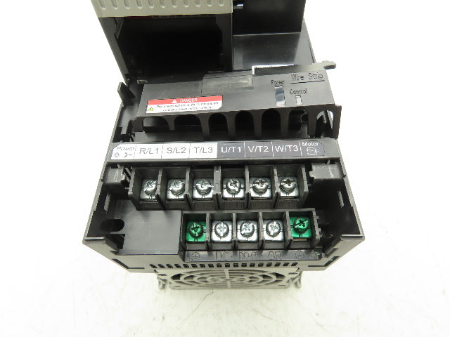 Allen Bradley 25B-D030N104 PowerFlex 525 VFD 500Hz 20Hp 460v 30A FRN 6.001 Ser A