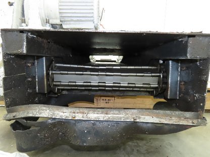 Enomoto MA-400H 18"W x 84"L Flat Chip Conveyor 14" Belt 27" Infeed 220V 3PH