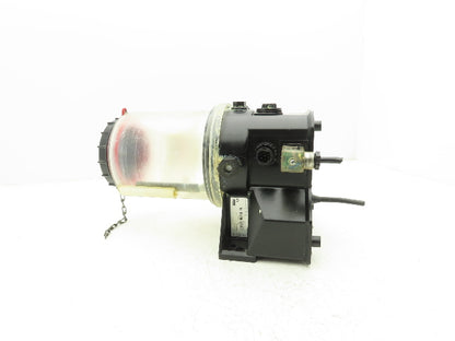 SKF Lincoln P203-2XN-1K6-24-1A Lubrication Grease Pump 24VDC 2 Liter 5000 PSI