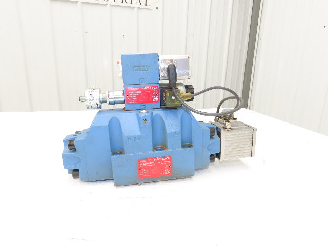 MOOG D684Z4826G Hydraulic Servo Directional Valve Analog Interface Rev S 350 Bar