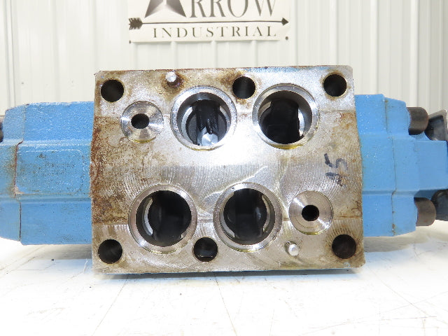 MOOG D684Z4815G Hydraulic Servo Directional Valve Analog Interface 350 Bar