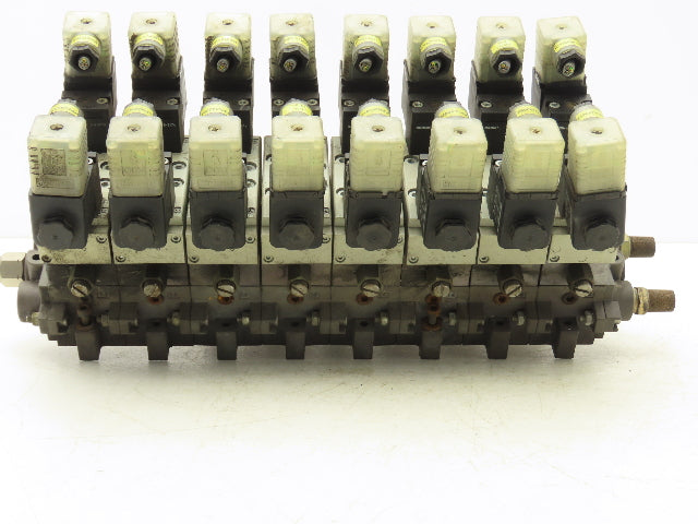 Numatics C12BB4004026Y61 Pneumatic Solenoid Valve 8-Station Manifold 24VDC