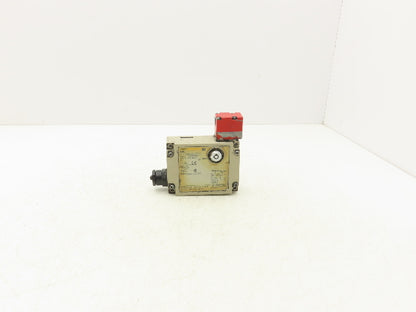 Omron D4BL-2DRG Solenoid Interlock Safety Door Switch Electromagnetic 24VDC