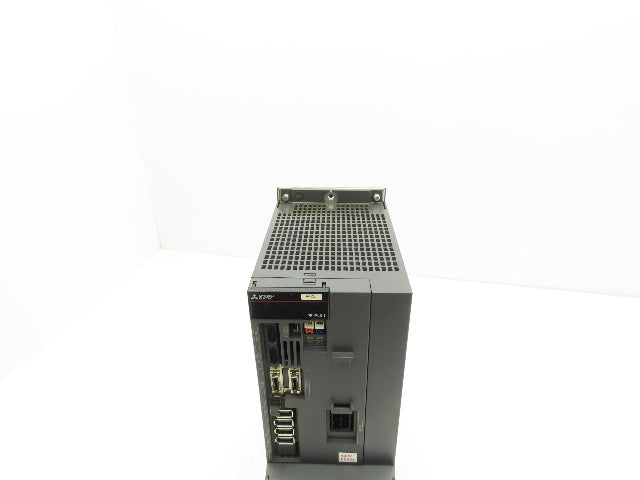 Mitsubishi MDS-EH-V2-80W 2-Axis Servo Drive 7kW 648VAC In 323VAC 3PH 21A Out