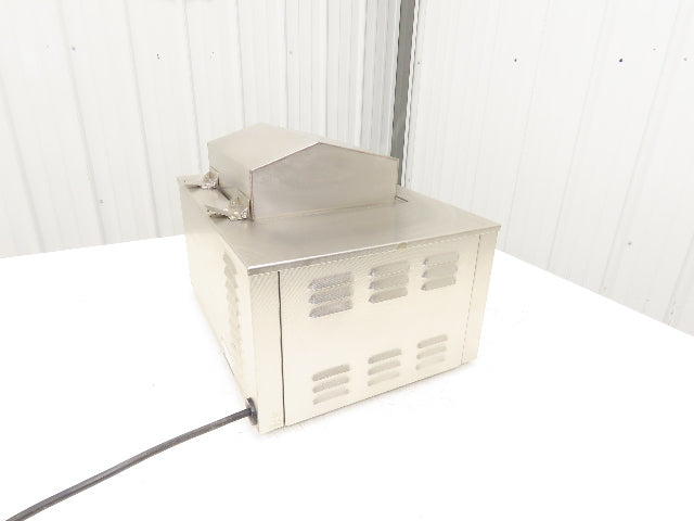 Memmert Oil Bath One7 Laboratory Oil Bath DIN 115VAC 200 Deg Celsius 7 Liter
