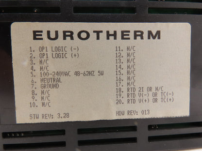 Eurotherm Crown 808/L1/NO/NO/(AKFF200)// Digital Temperature Controller 32-400°F