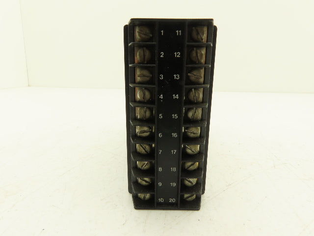 Eurotherm 808/L1/NO/R1/C4/(AKHF205)// Digital Temperature Controller 32-800°F