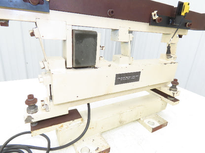 Hoosier Vibratory Linear Parts Feeder 33-1/2" Long 120V 1-1/4" W