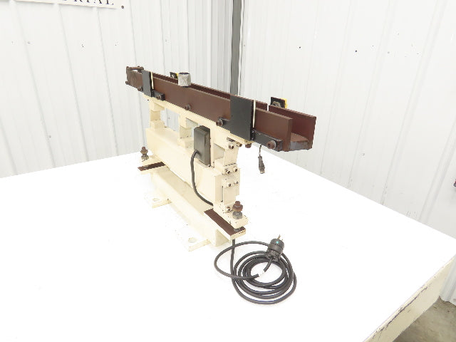 Hoosier Vibratory Linear Parts Feeder 33-1/2" Long 120V 1-1/4" W