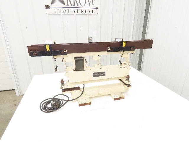 Hoosier Vibratory Linear Parts Feeder 33-1/2" Long 120V 1-1/4" W