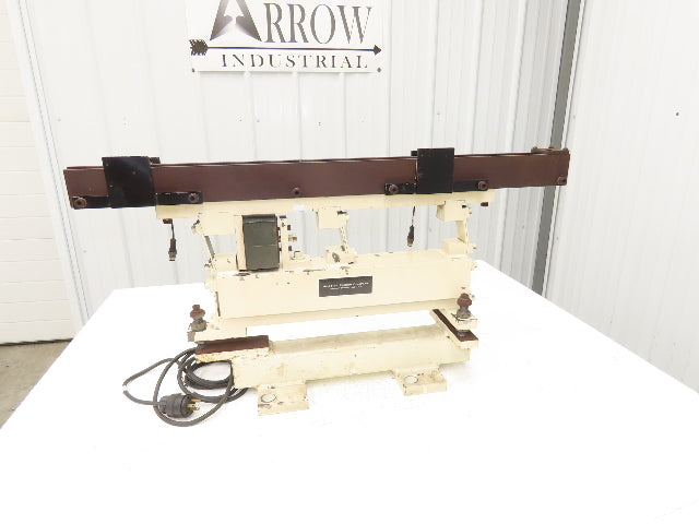 Hoosier Vibratory Linear Parts Feeder 33-1/2" Long 120V 1-1/4" W